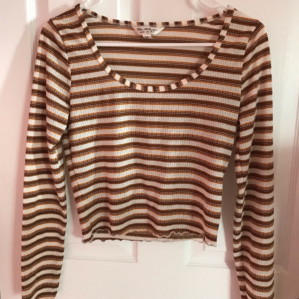 Vintage Inspired Striped Semi Cropped Top
